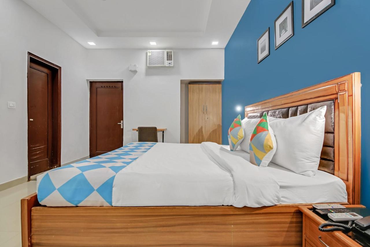 Oyo Home 64106 Comfortable Stay Nueva Delhi Exterior foto