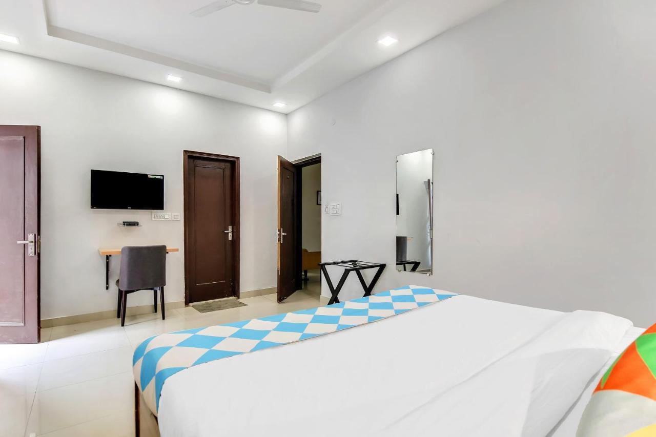 Oyo Home 64106 Comfortable Stay Nueva Delhi Exterior foto