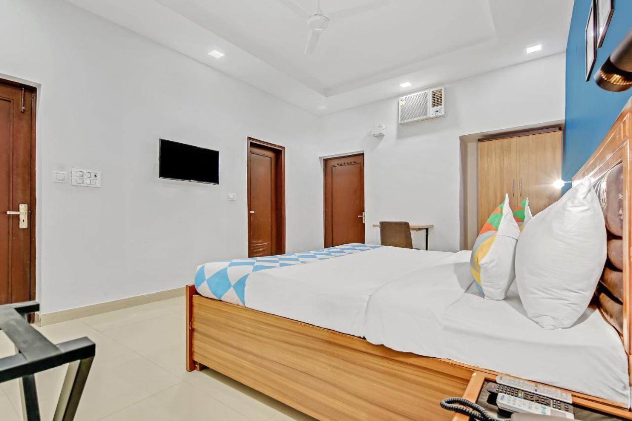 Oyo Home 64106 Comfortable Stay Nueva Delhi Exterior foto