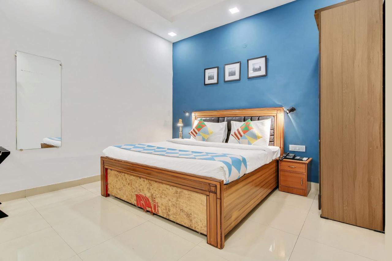 Oyo Home 64106 Comfortable Stay Nueva Delhi Exterior foto